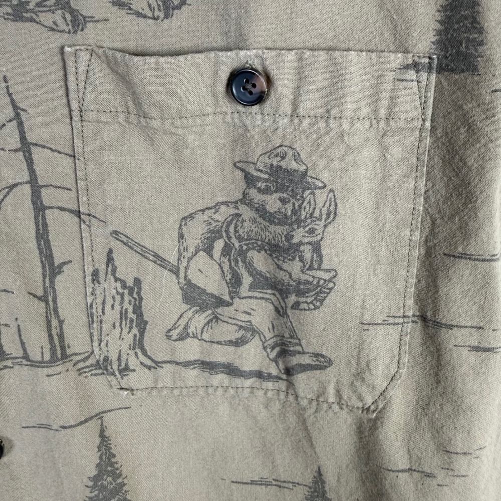 Filson Men's Smokey The Bear Print Short Sleeve Button Down Shirt Size XXL - Picture 3 of 6
